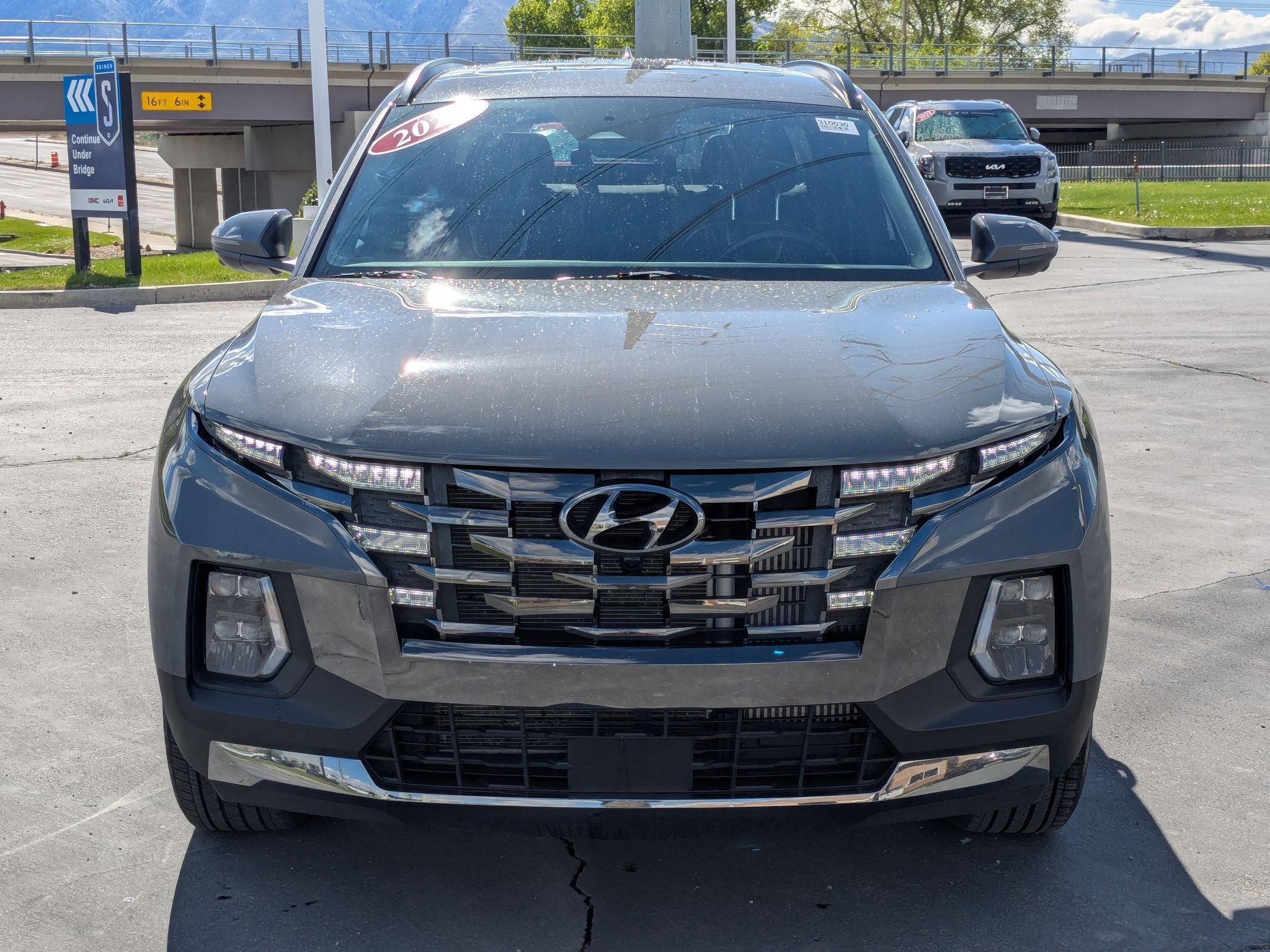 Used 2022 Hyundai Santa Cruz Limited AWD/4WD image 9