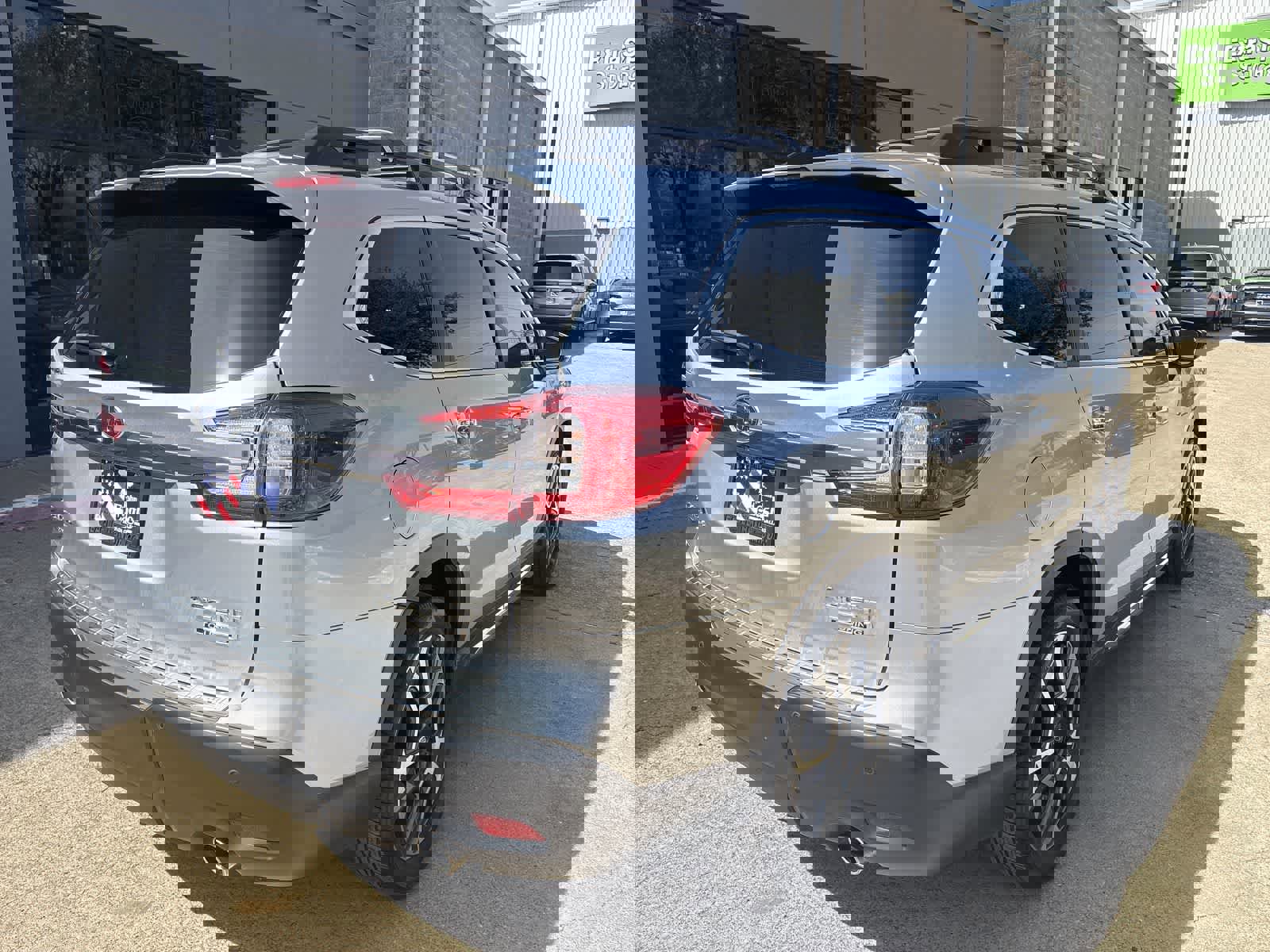 Used 2025 Subaru Ascent Touring w/ Popular Package #2 image 14