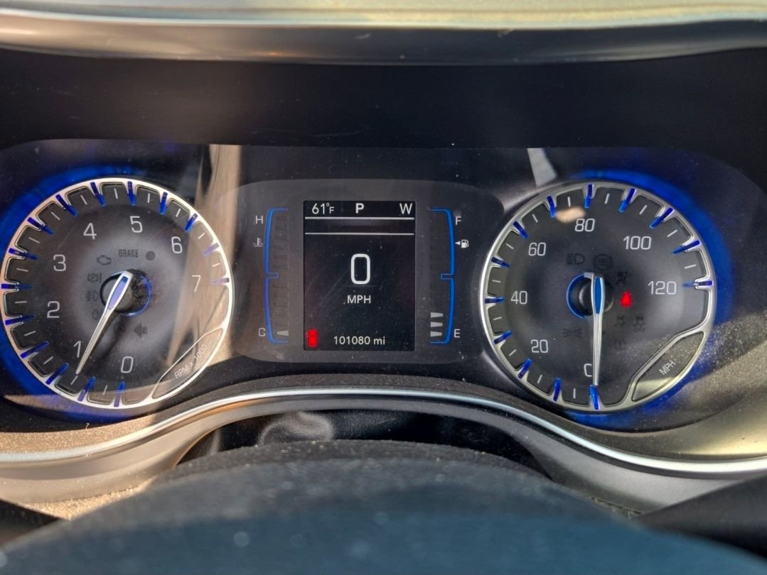 Used 2018 Chrysler Pacifica Touring Plus w/ S Appearance Package image 7