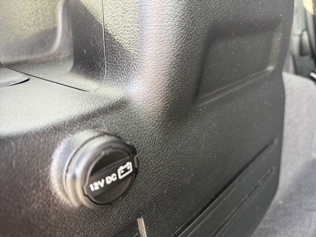 Used 2021 Jeep Wrangler Unlimited Sahara image 30