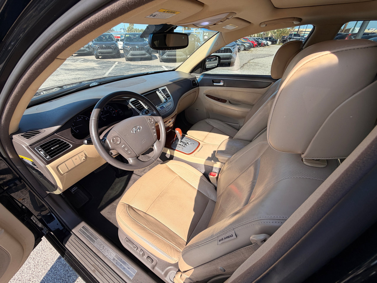 Used 2013 Hyundai Genesis 3.8 w/ Premium Pkg image 14