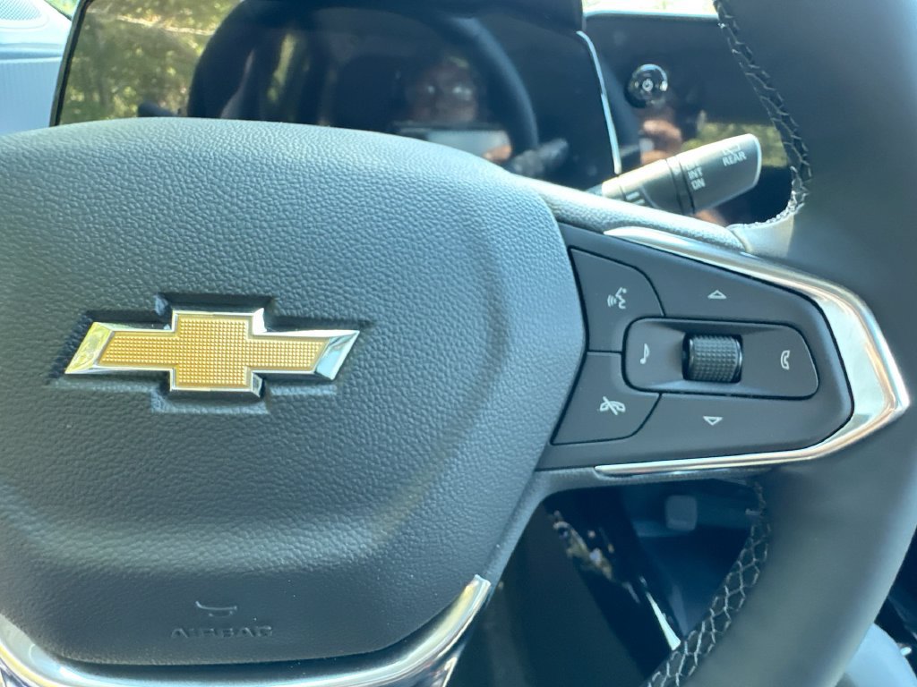 New 2026 Chevrolet Trax LT w/ Sunroof Package FWD image 18