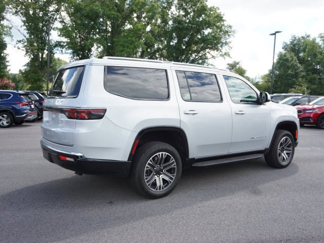 New 2022 Jeep Wagoneer Series III image 8