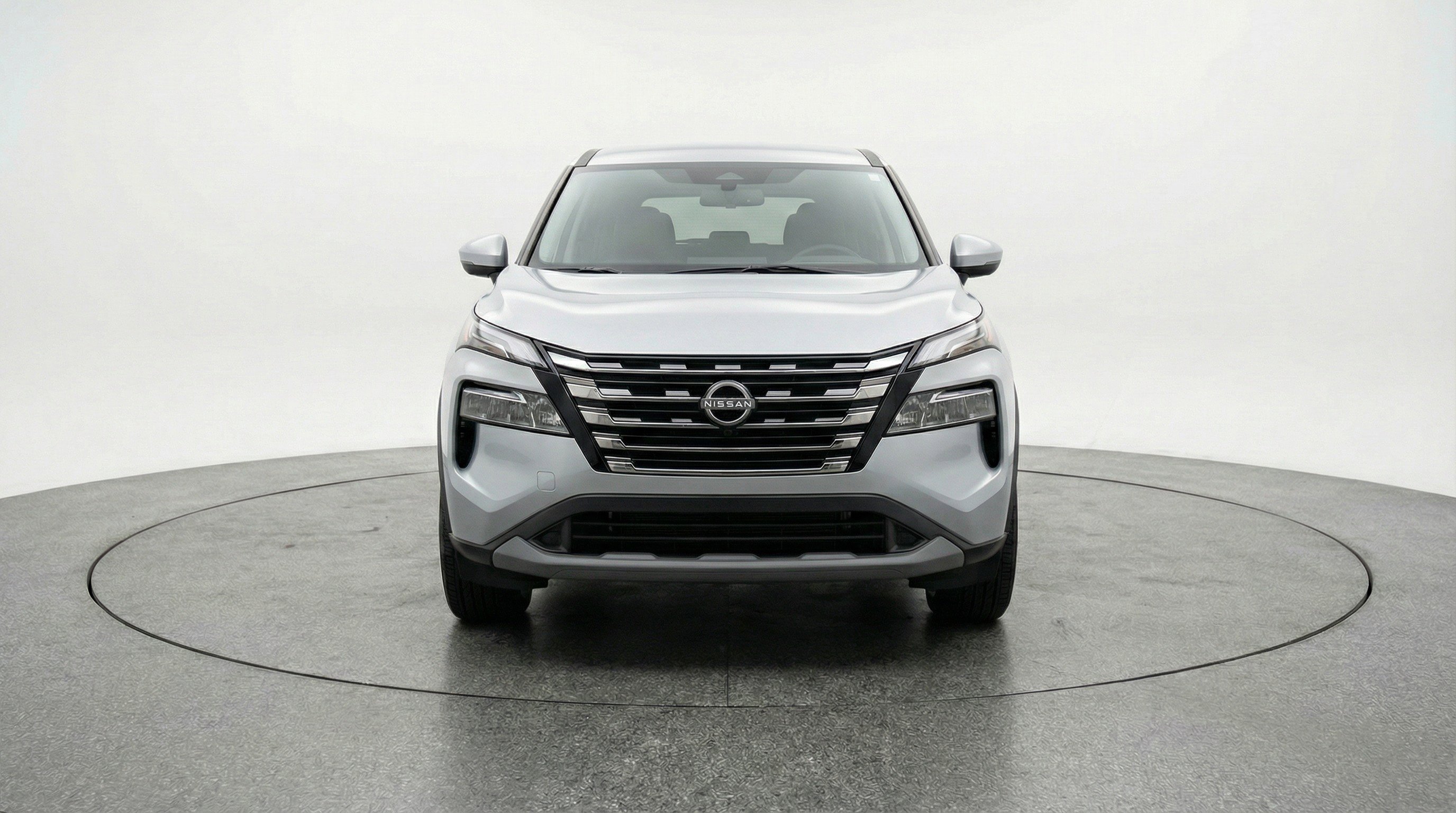 Used 2025 Nissan Rogue SV image 2