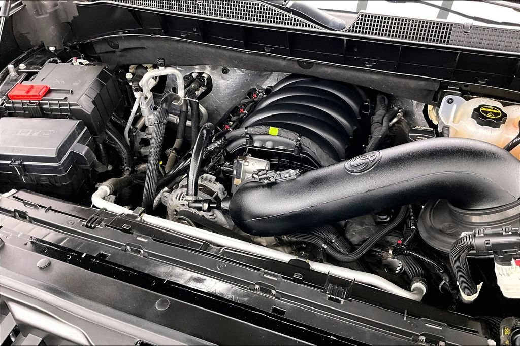 Used 2024 Chevrolet Silverado 1500 High Country w/ High Country Premium Package AWD/4WD image 34