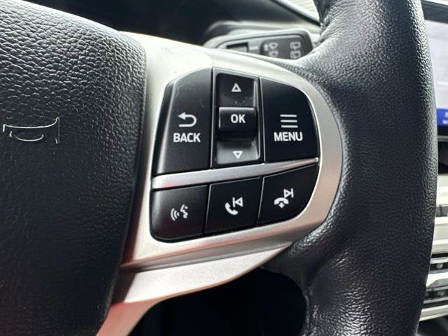Used 2022 Ford Explorer XLT w/ Equipment Group 202A image 12