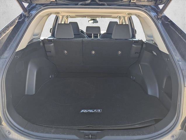 Used 2019 Toyota RAV4 XLE w/ Convenience Package image 18