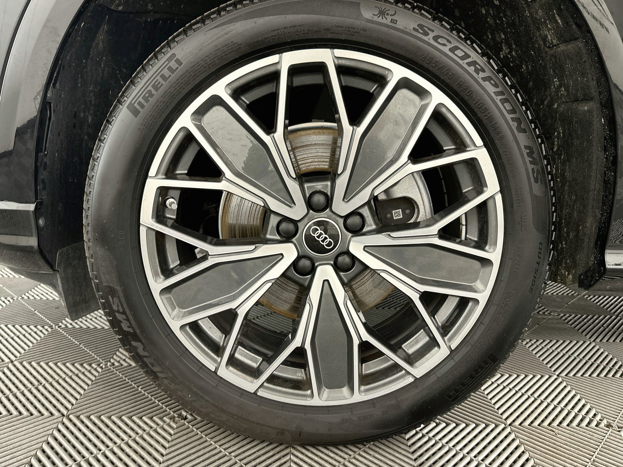 Used 2025 Audi Q5 Premium Plus AWD/4WD image 34