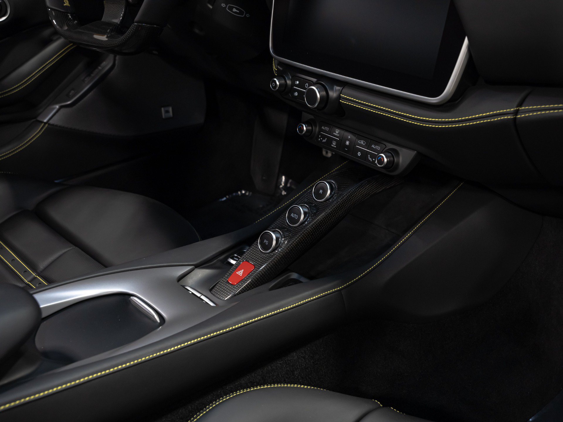 Used 2023 Ferrari Portofino M RWD image 79