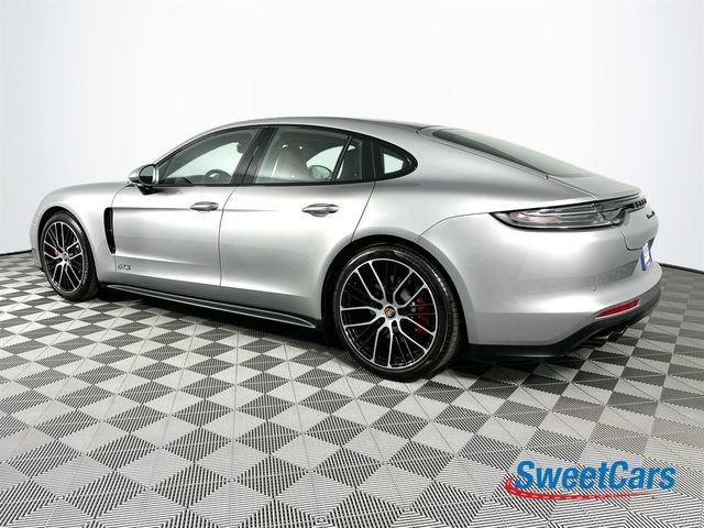 Used 2022 Porsche Panamera GTS image 5