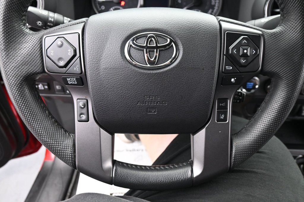 Used 2022 Toyota Tacoma TRD Sport w/ TRD Premium Sport Package AWD/4WD image 17