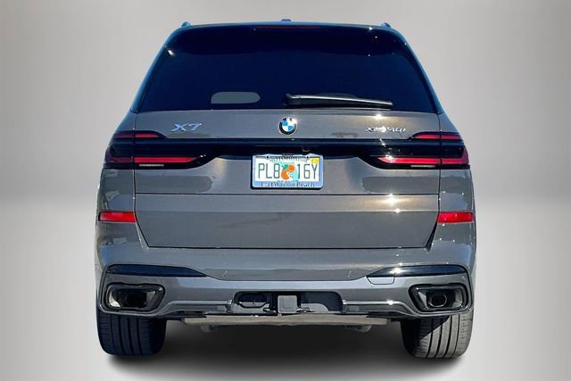 Used 2026 BMW X7 xDrive40i w/ Executive Package image 6