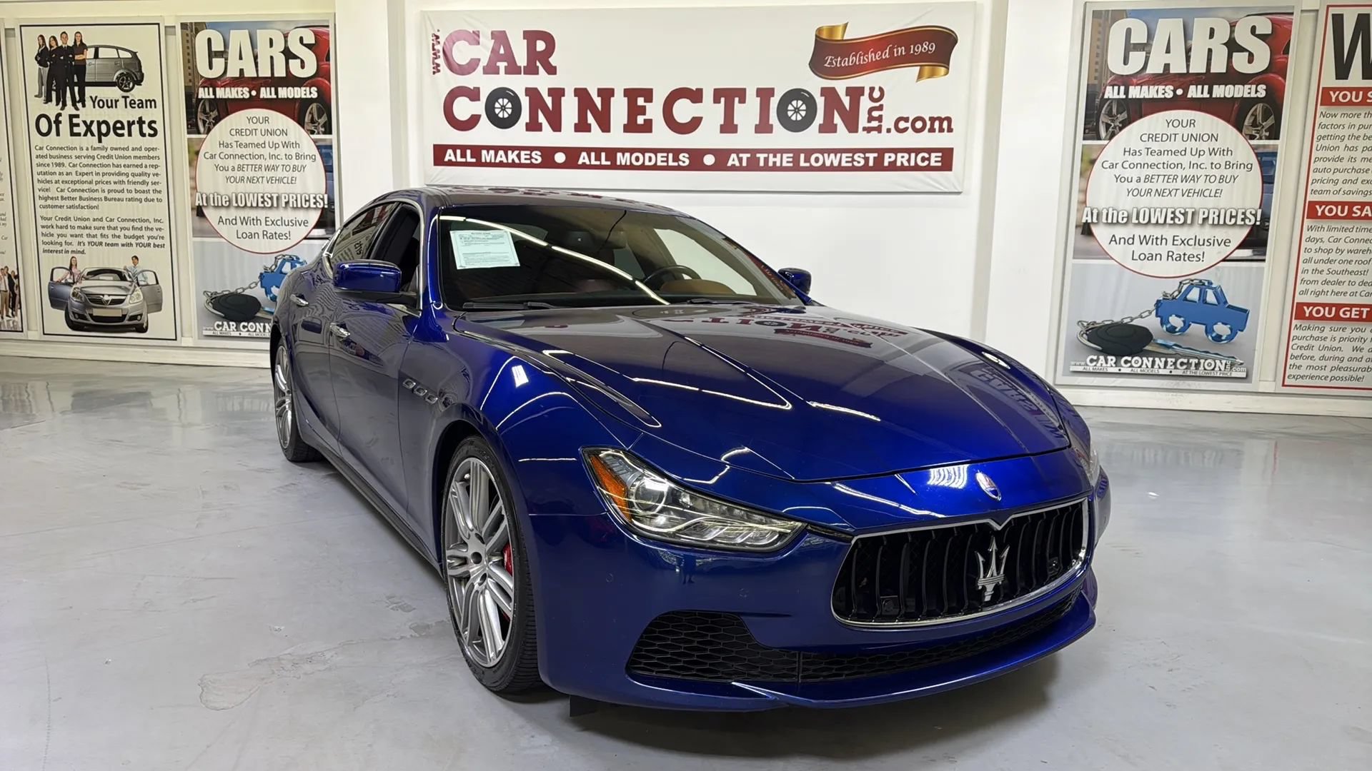 Used 2015 Maserati Ghibli S Q4 AWD/4WD image 2