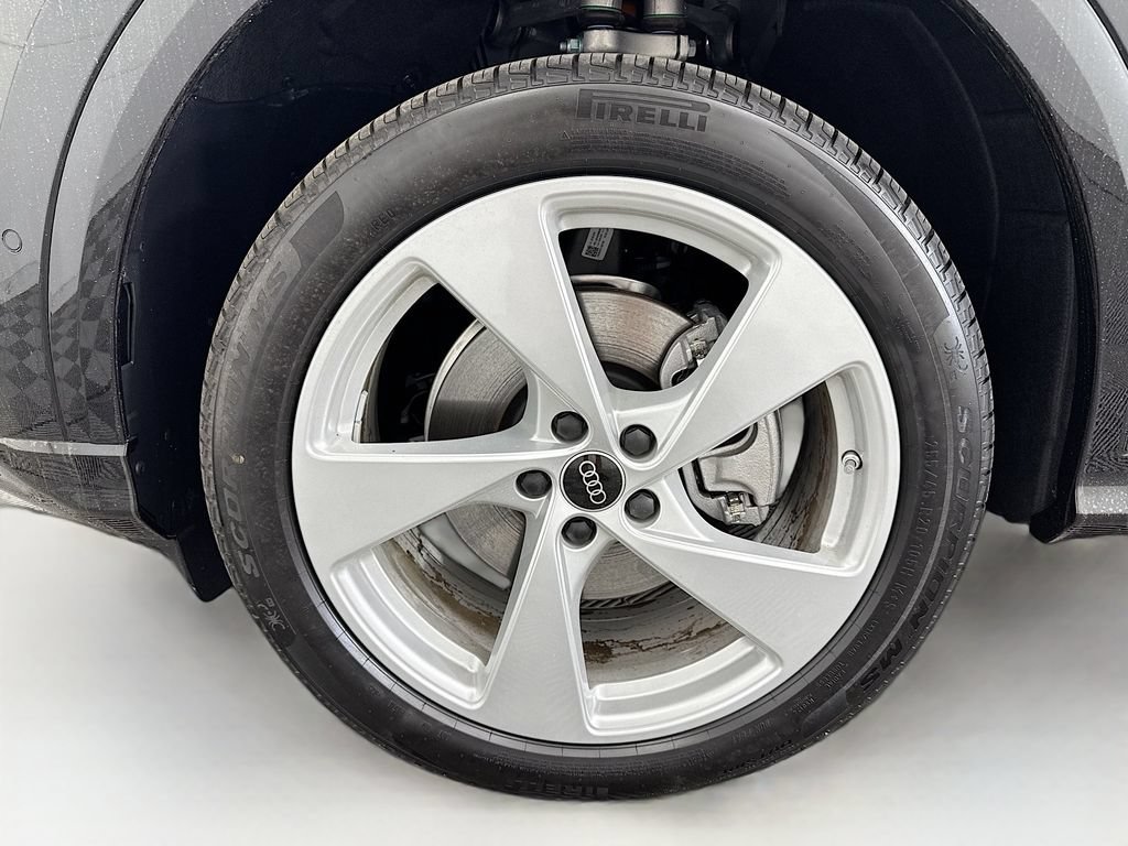Used 2025 Audi Q5 Premium Plus w/ Premium Plus AWD/4WD image 30