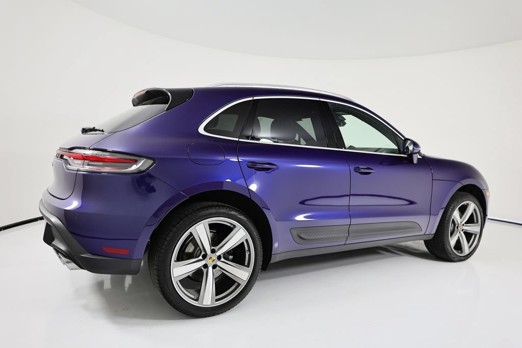 Certified 2026 Porsche Macan AWD/4WD image 7