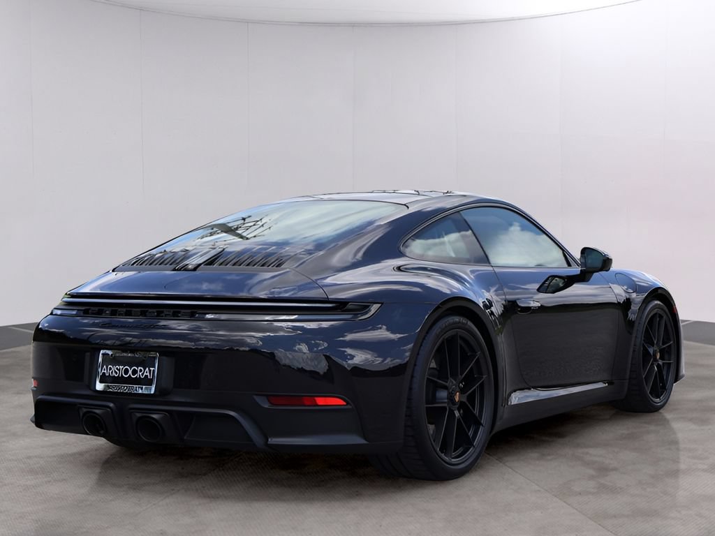 Certified 2025 Porsche 911 Carrera 4 GTS AWD/4WD image 8
