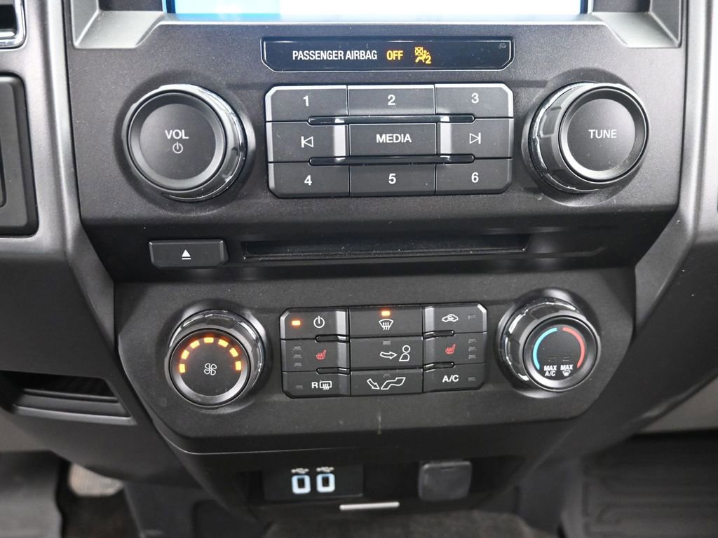 Used 2018 Ford F150 XLT w/ Equipment Group 302A Luxury image 15