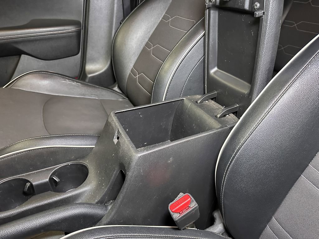 Used 2023 Kia Forte GT-Line FWD image 40