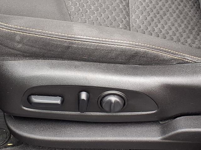 Used 2019 GMC Terrain SLE w/ Driver Convenience Package image 4