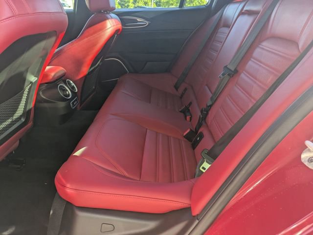 Used 2022 Alfa Romeo Giulia Veloce image 47
