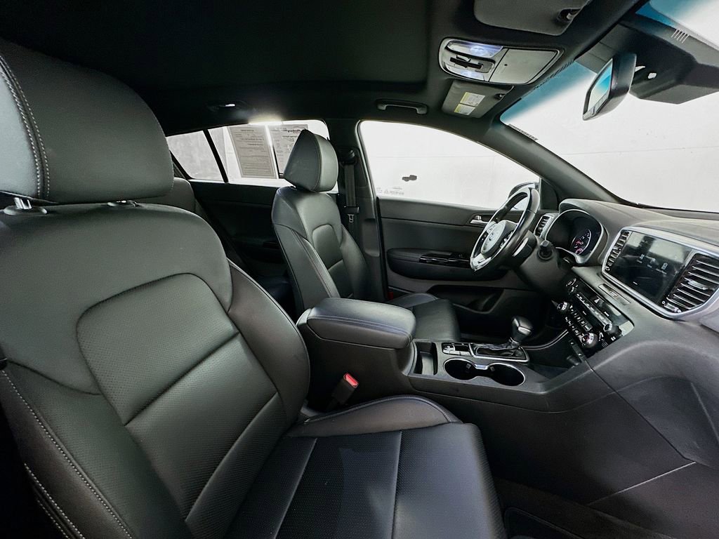 Used 2022 Kia Sportage Nightfall Edition w/ Nighfall AWD Premium Package image 27
