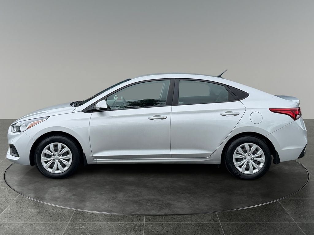 Used 2021 Hyundai Accent SE FWD image 5