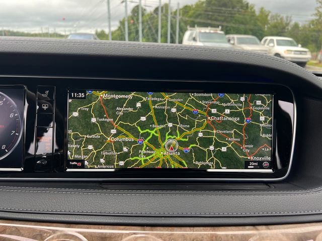 Used 2017 Mercedes-Benz S 550 Sedan image 25