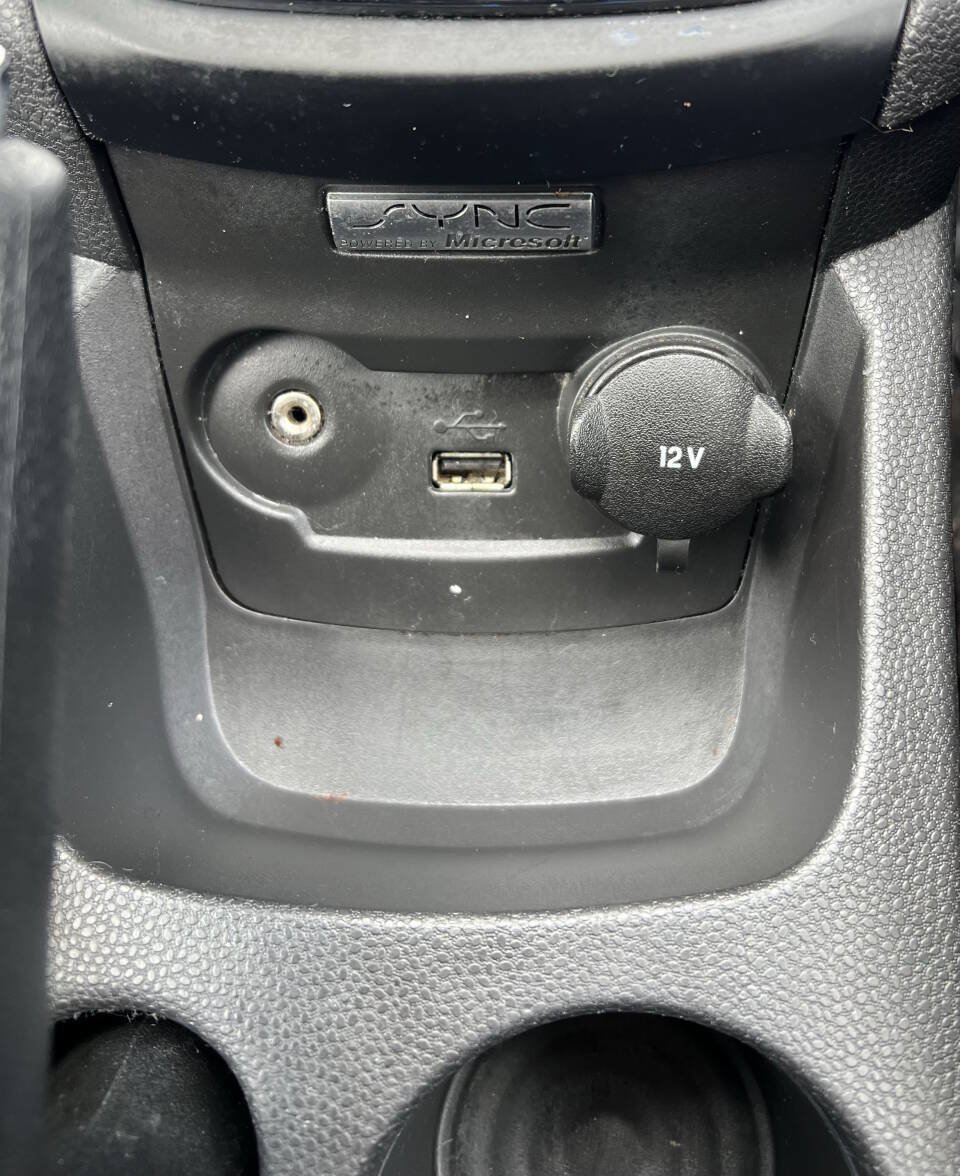 Used 2012 Ford Fiesta SES FWD image 20