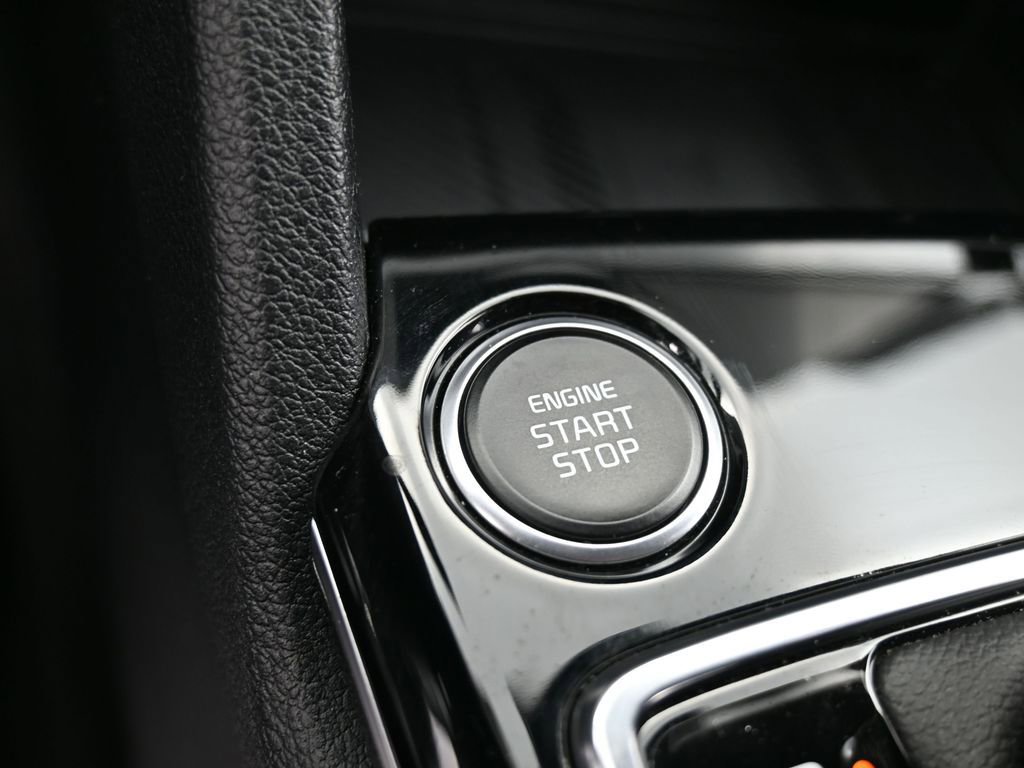 Used 2025 Kia Sportage EX image 22