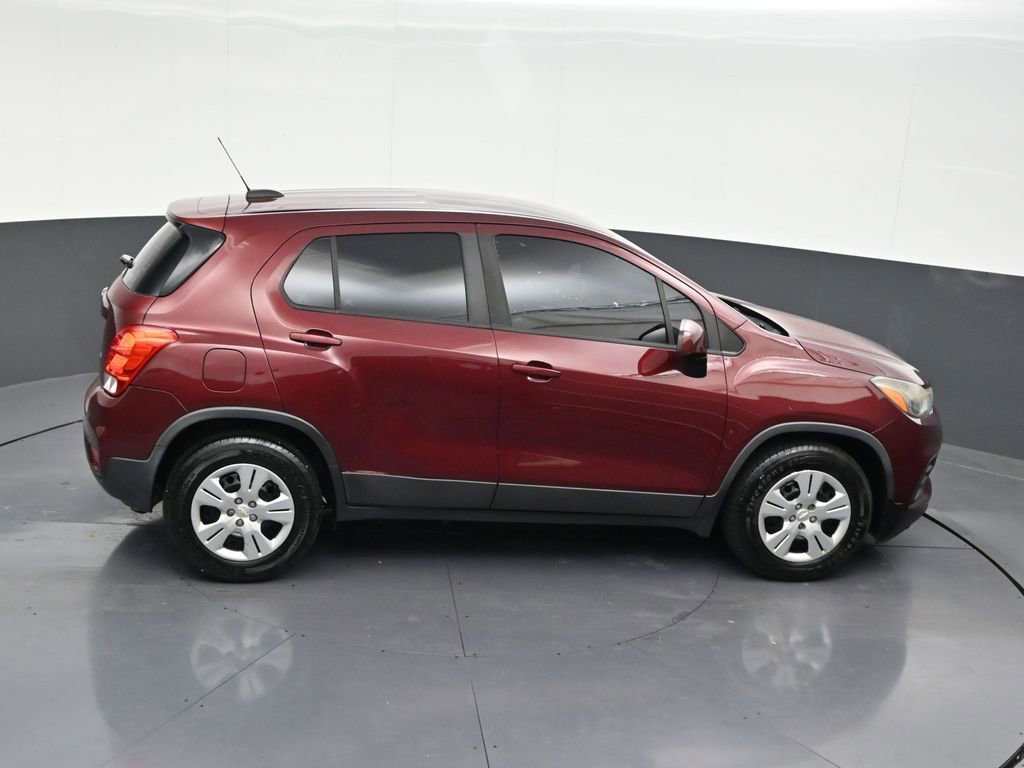 Used 2017 Chevrolet Trax LS FWD image 21