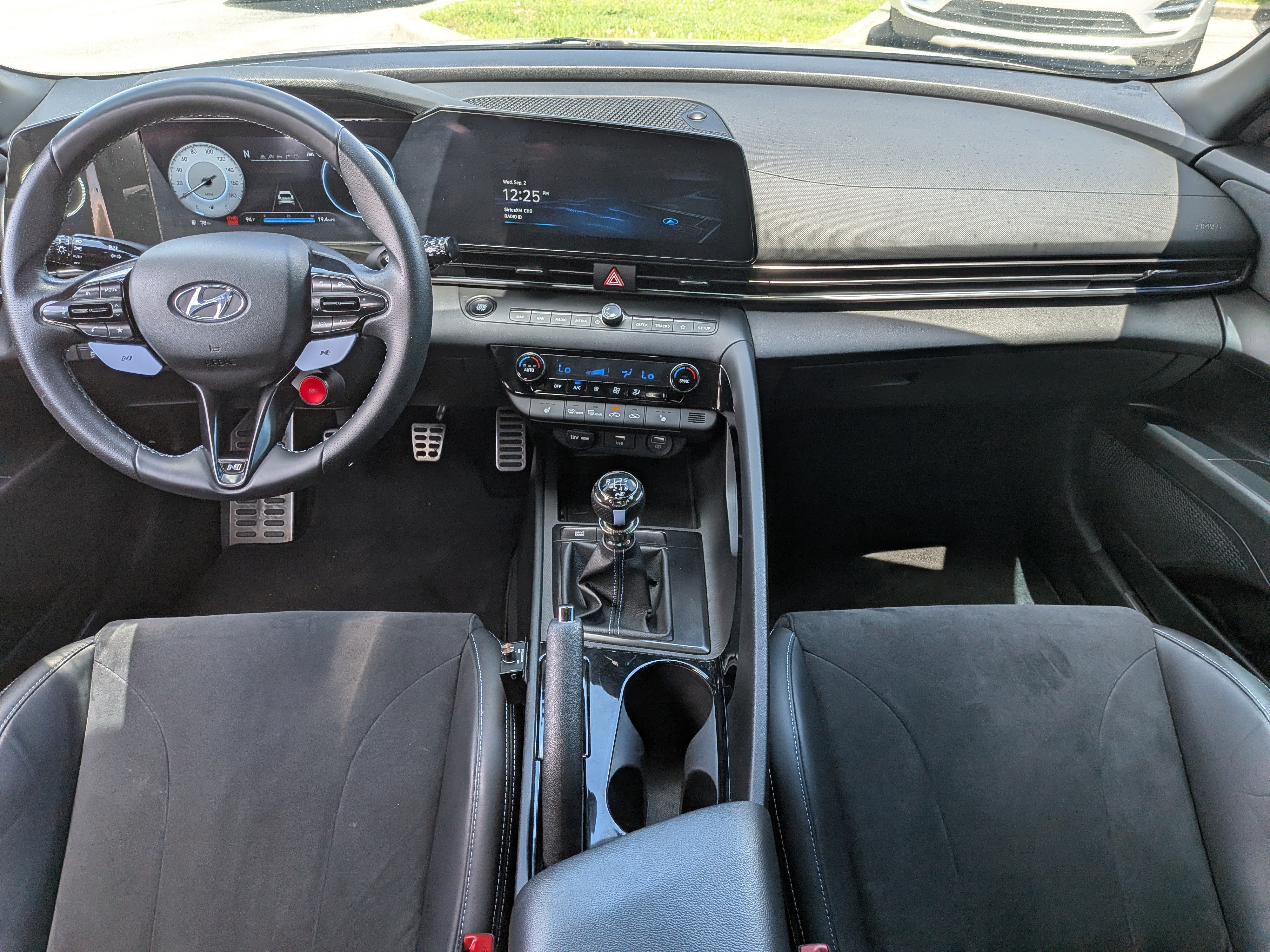 Used 2022 Hyundai Elantra N FWD image 15