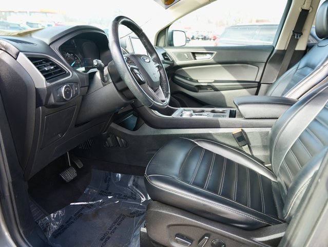Used 2023 Ford Edge SEL image 13