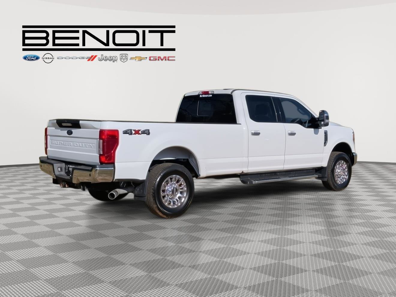 Used 2020 Ford F350 Lariat w/ Chrome Package image 5
