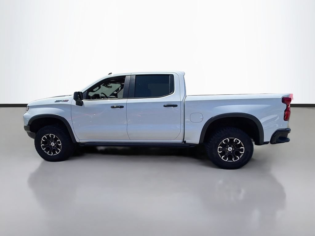 Used 2022 Chevrolet Silverado 1500 ZR2 w/ Technology Package AWD/4WD image 9