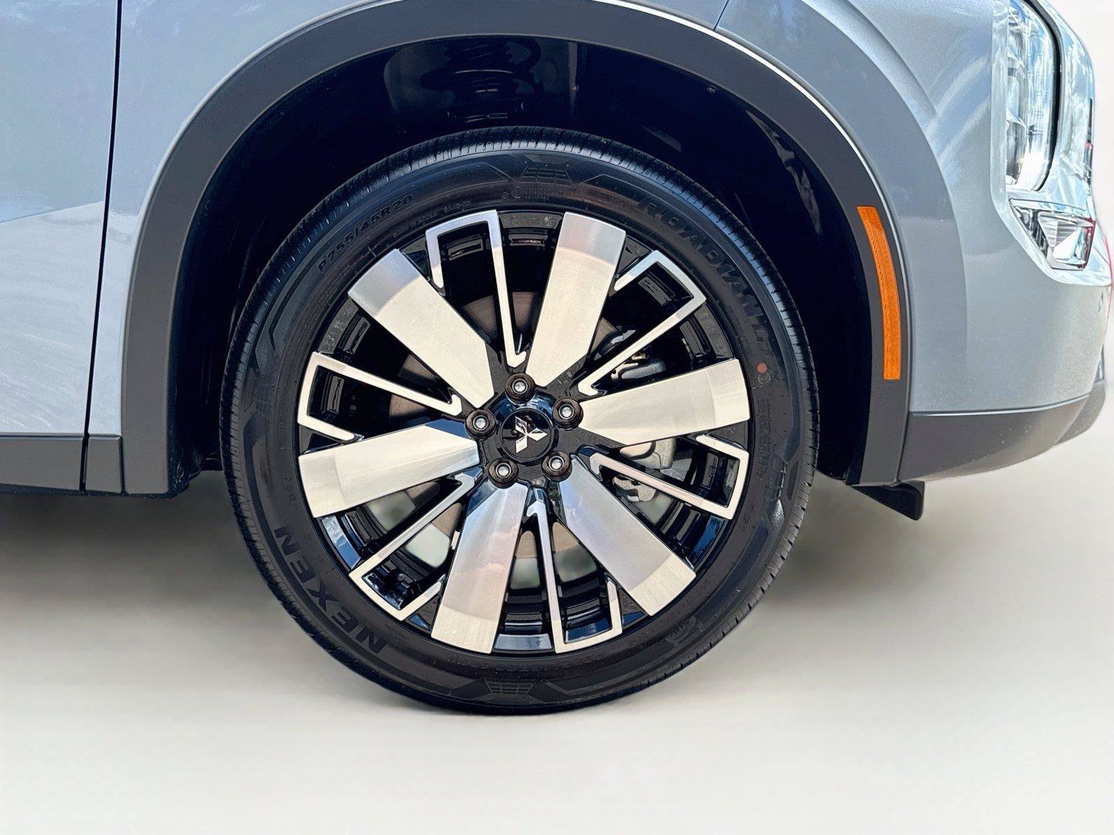 New 2026 Mitsubishi Outlander SE FWD image 34