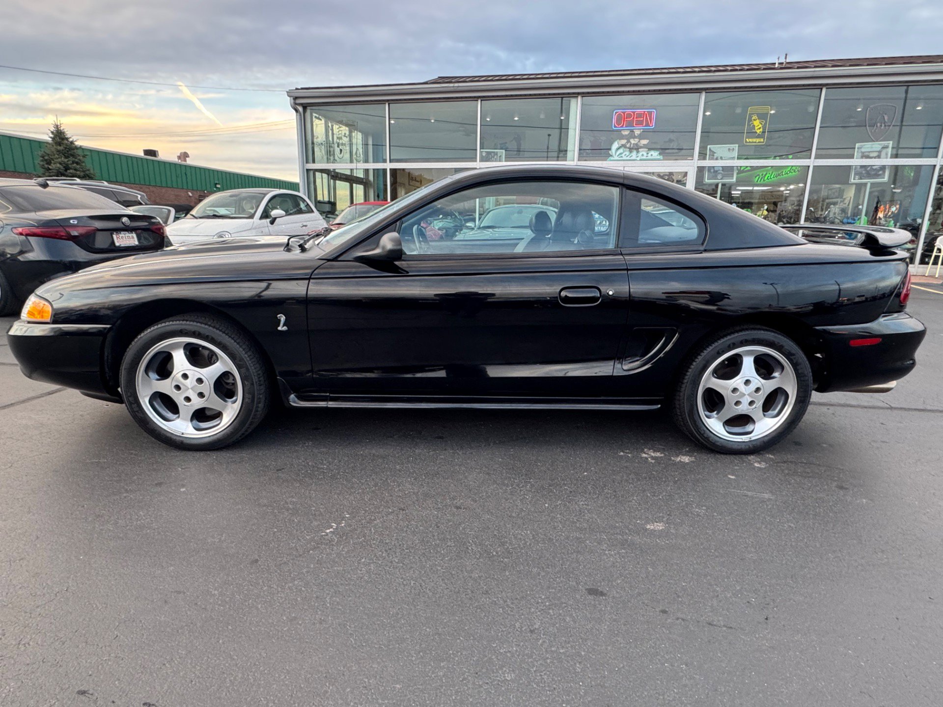 Used 1996 Ford Mustang Cobra RWD image 7