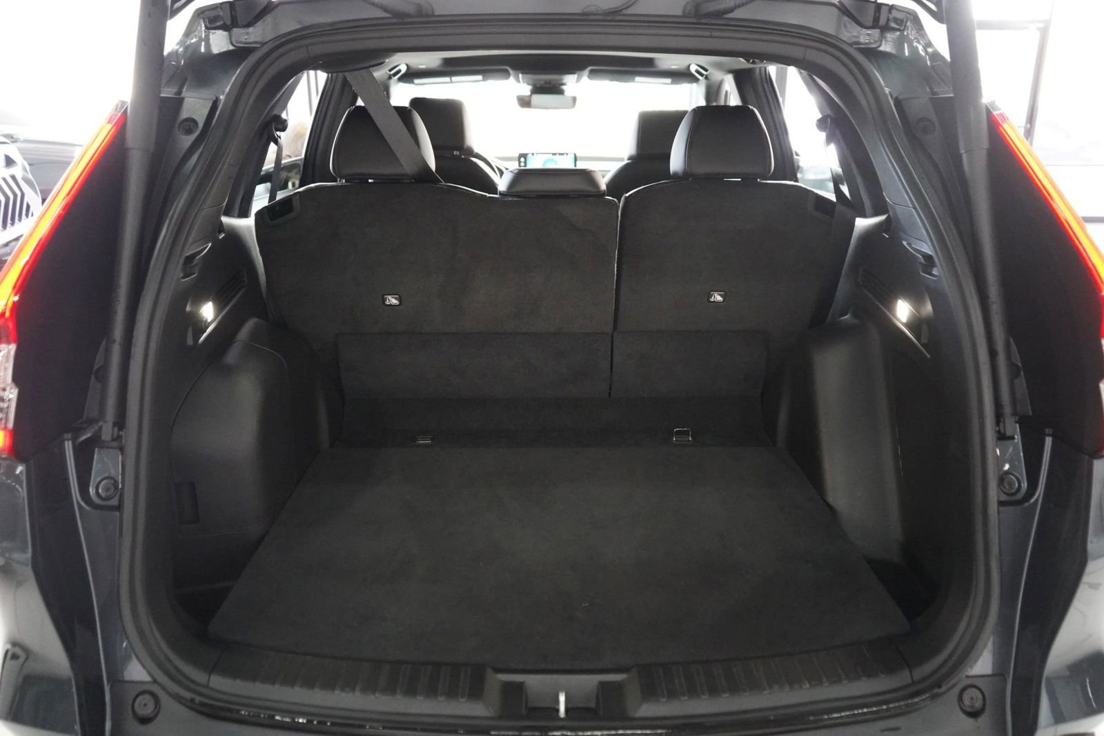 Used 2025 Honda CR-V Sport Touring image 26
