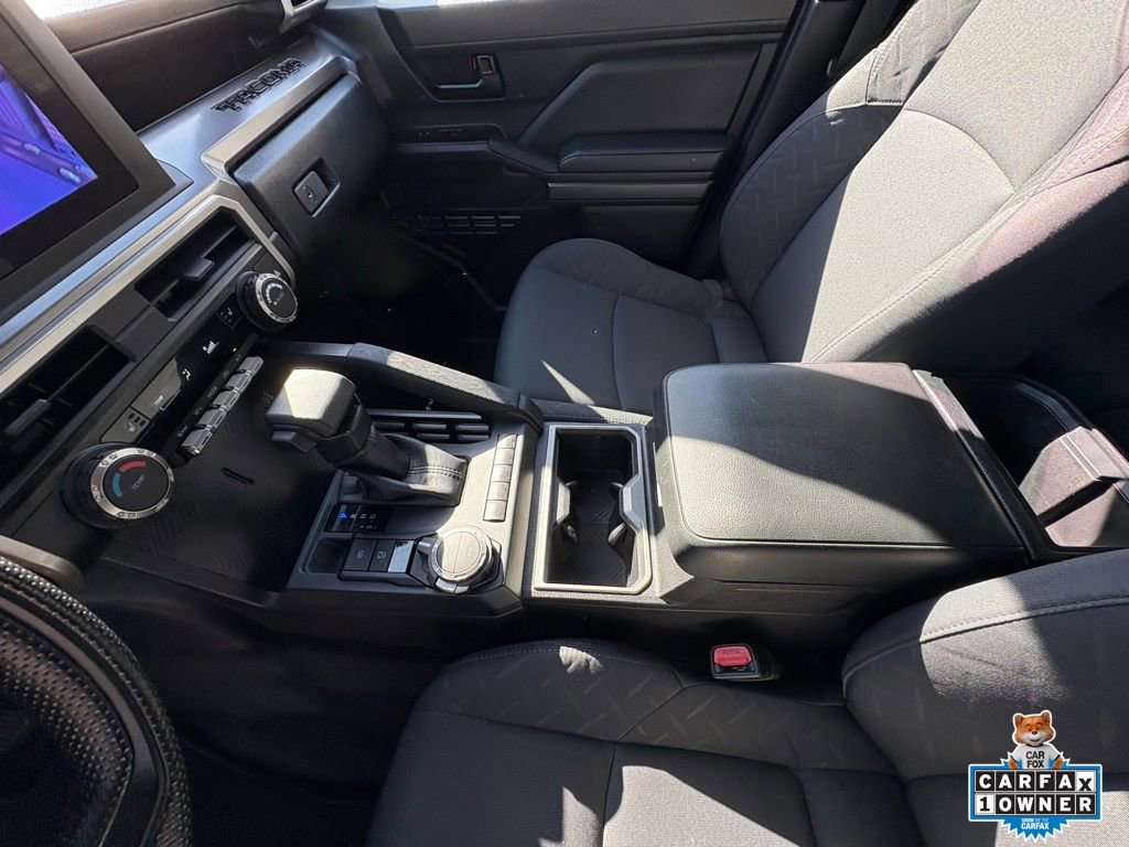 Certified 2024 Toyota Tacoma SR5 AWD/4WD image 22