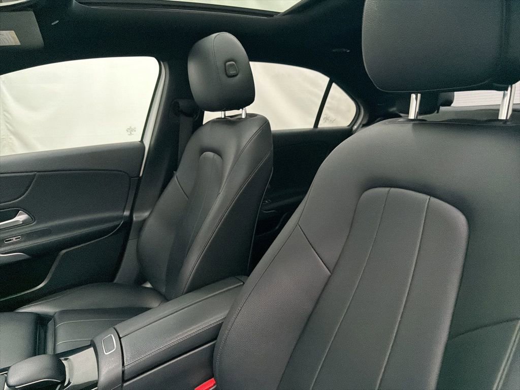 Used 2019 Mercedes-Benz A 220 image 13