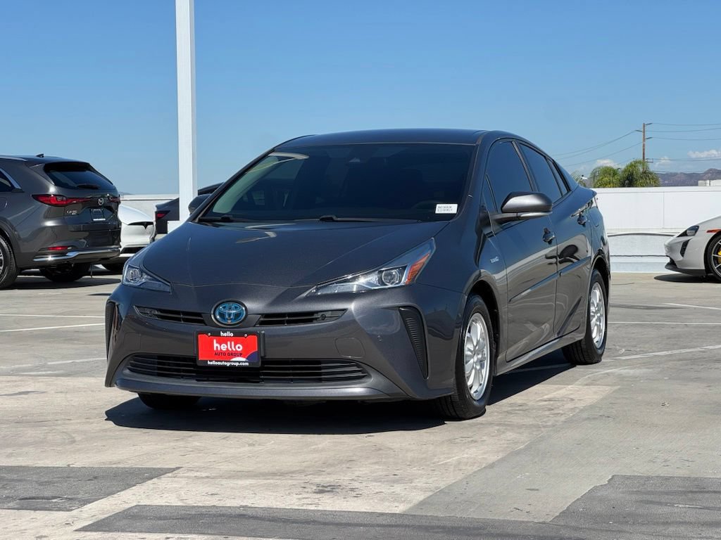 Used 2021 Toyota Prius LE FWD image 5
