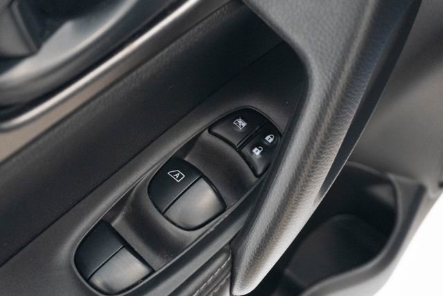 Used 2020 Nissan Rogue Sport S w/ Appearance Package AWD/4WD image 13