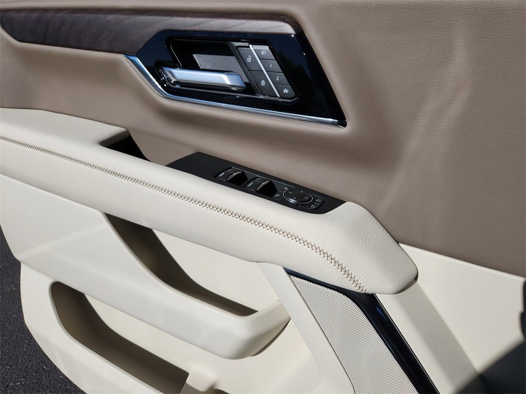 New 2026 GMC Yukon XL Denali image 6