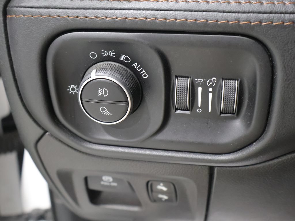 Used 2020 RAM 1500 Limited AWD/4WD image 31