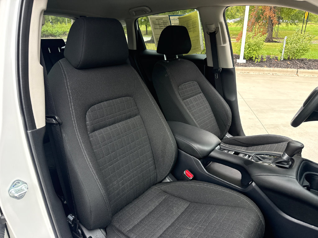 Certified 2023 Honda HR-V LX image 35