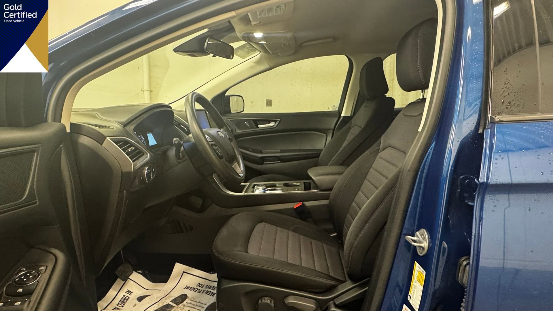 Used 2022 Ford Edge SE image 27