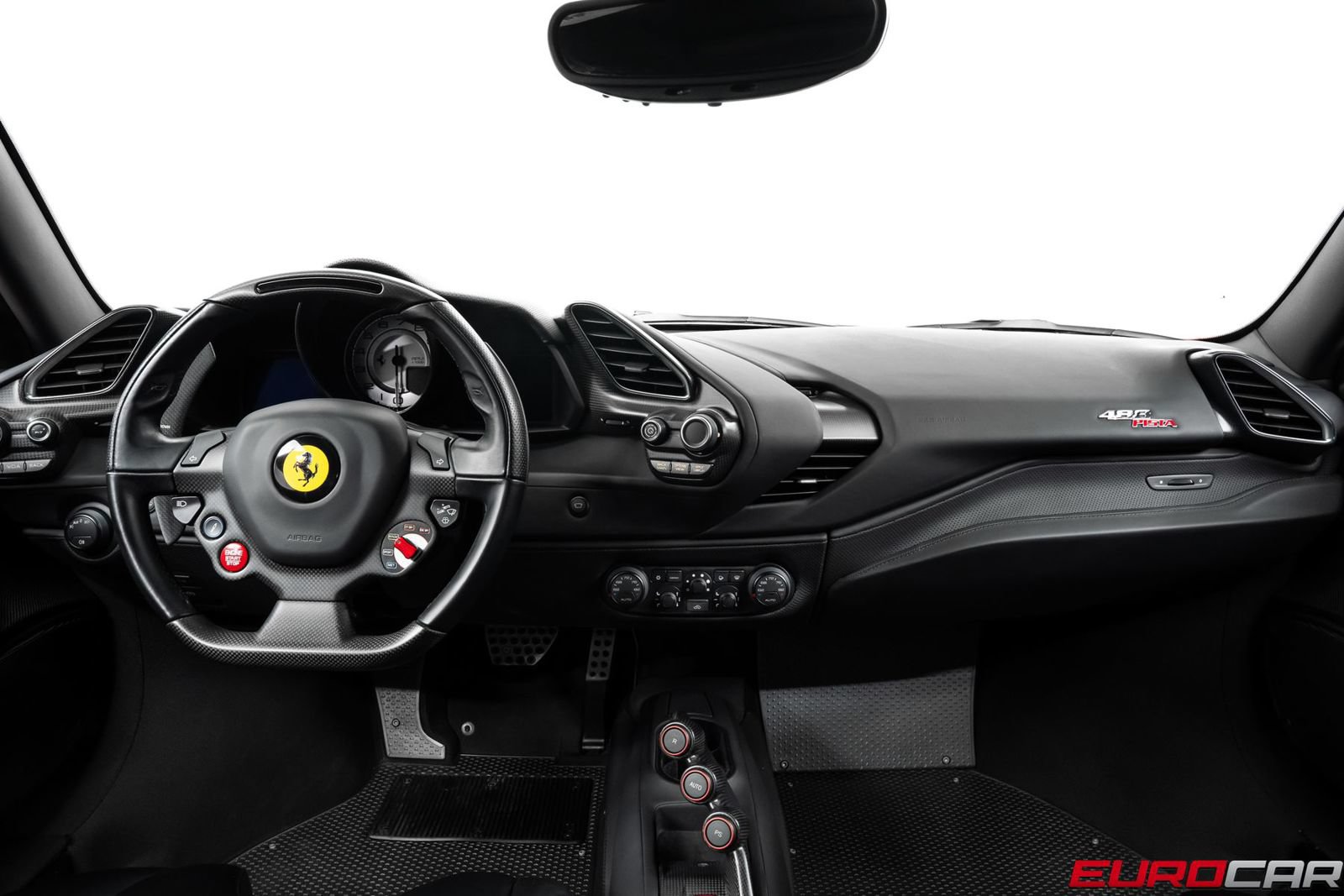 Used 2019 Ferrari 488 Pista Coupe RWD image 32