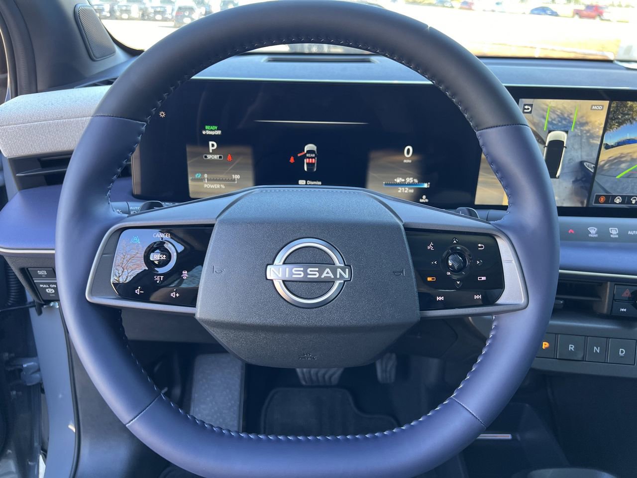 New 2026 Nissan Leaf Platinum+ w/ Cargo Package (Platinum+) image 8