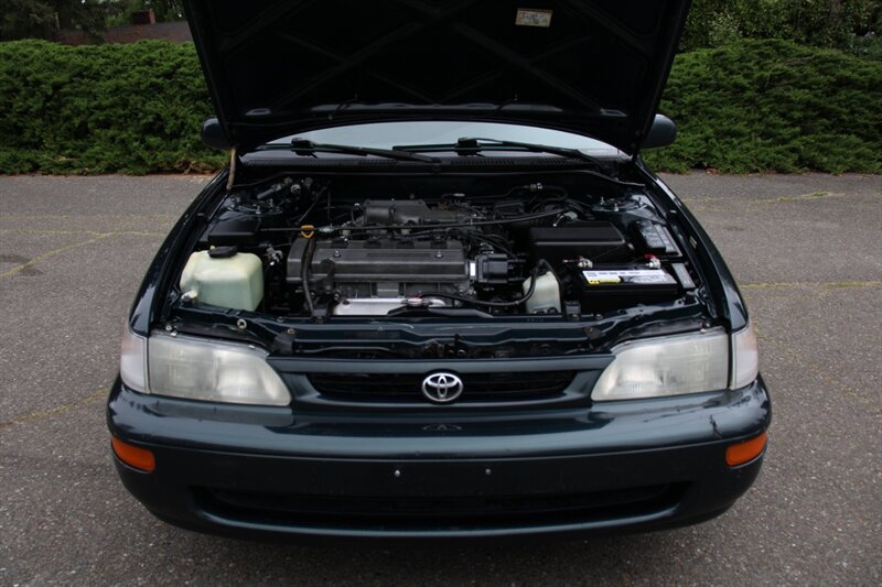 Used 1996 Toyota Corolla DX FWD image 17