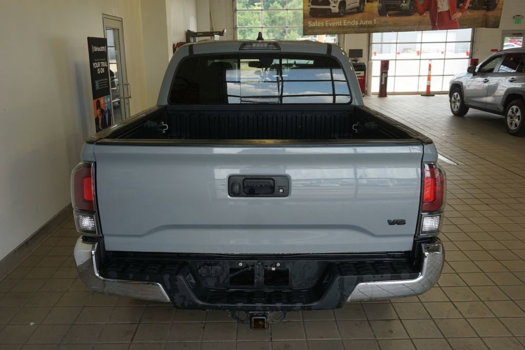 Used 2021 Toyota Tacoma TRD Off-Road w/ Blackout Package (TMS) AWD/4WD image 14