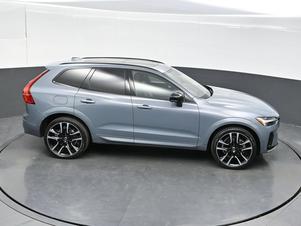 Used 2024 Volvo XC60 T8 Ultimate AWD/4WD image 36
